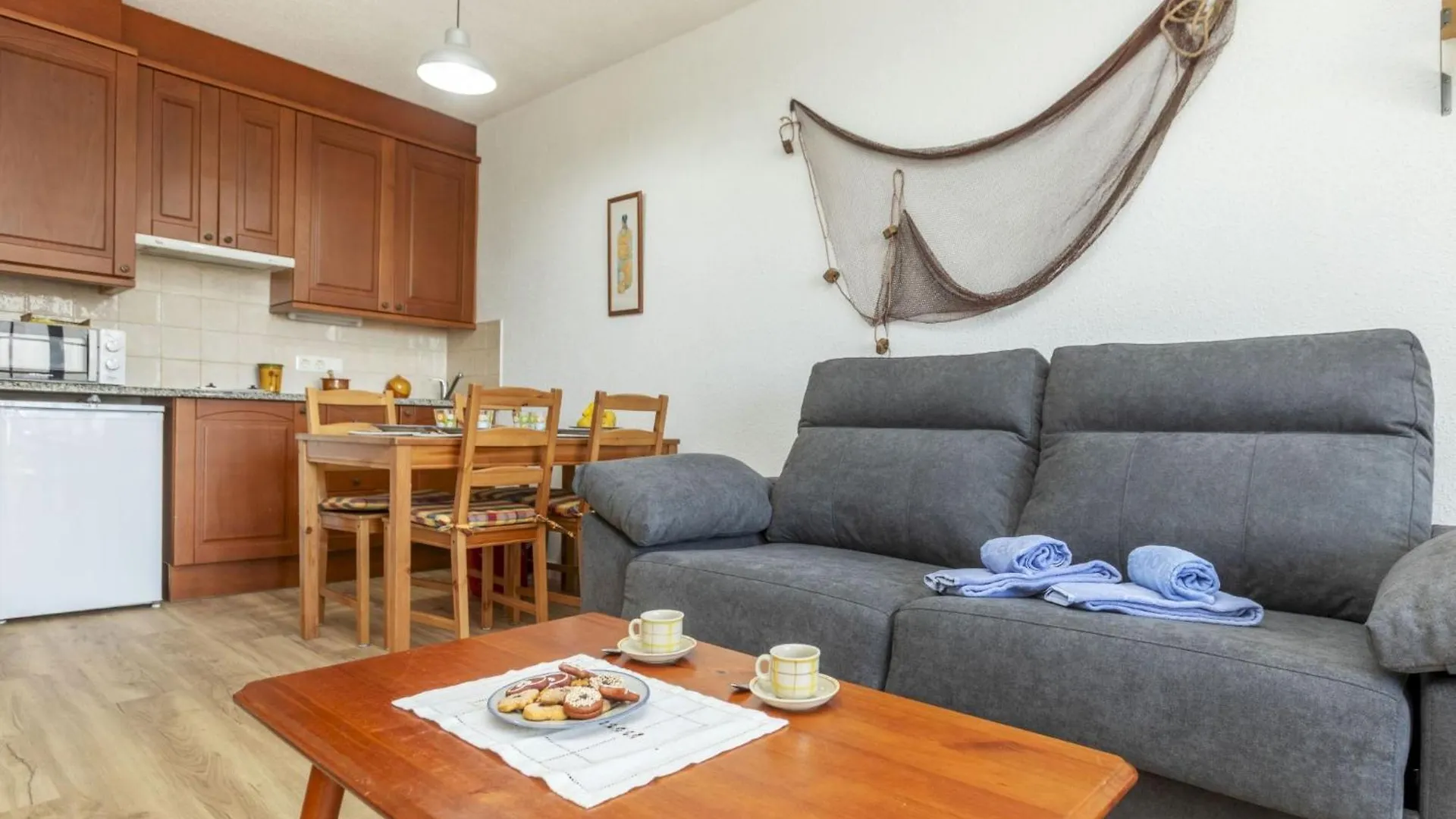 Apartment Poble Amarres Ii-2 By Interhome L'Escala Spain